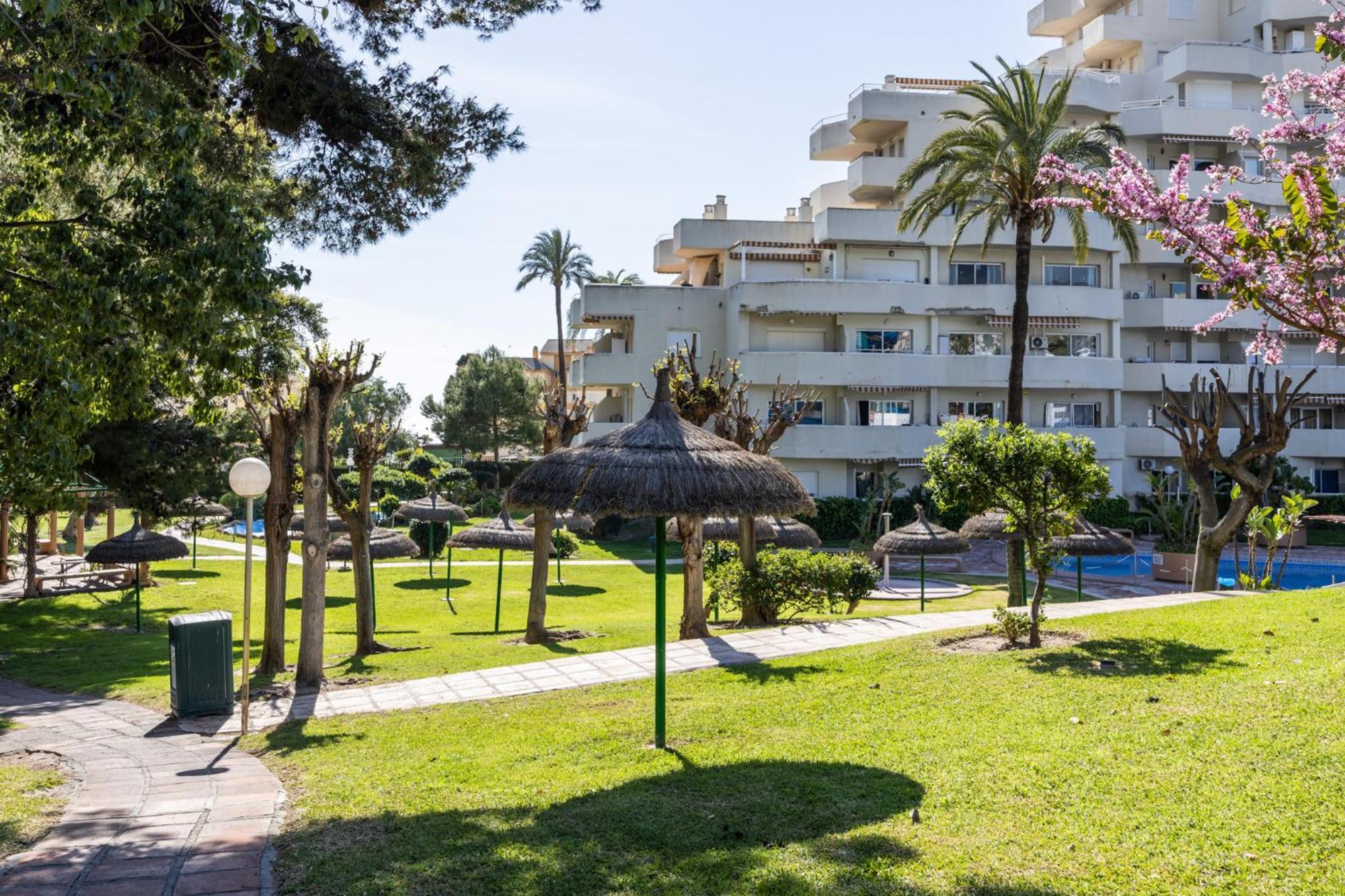 Benalbeach Apartments By Alfresco Stays Бенальмадена Экстерьер фото